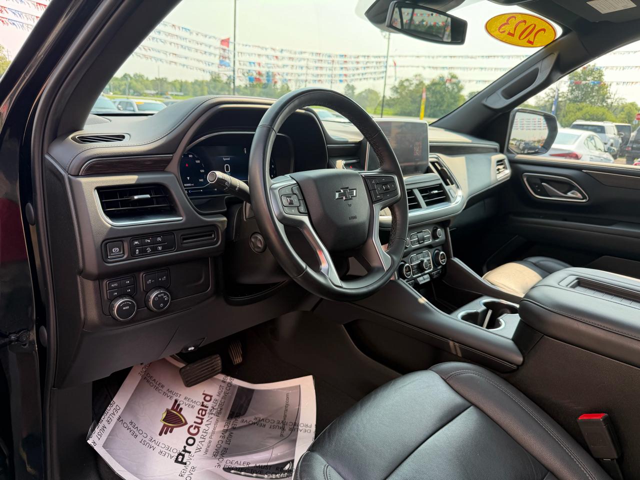 Chevrolet Tahoe 4WD 4dr Z71 2023