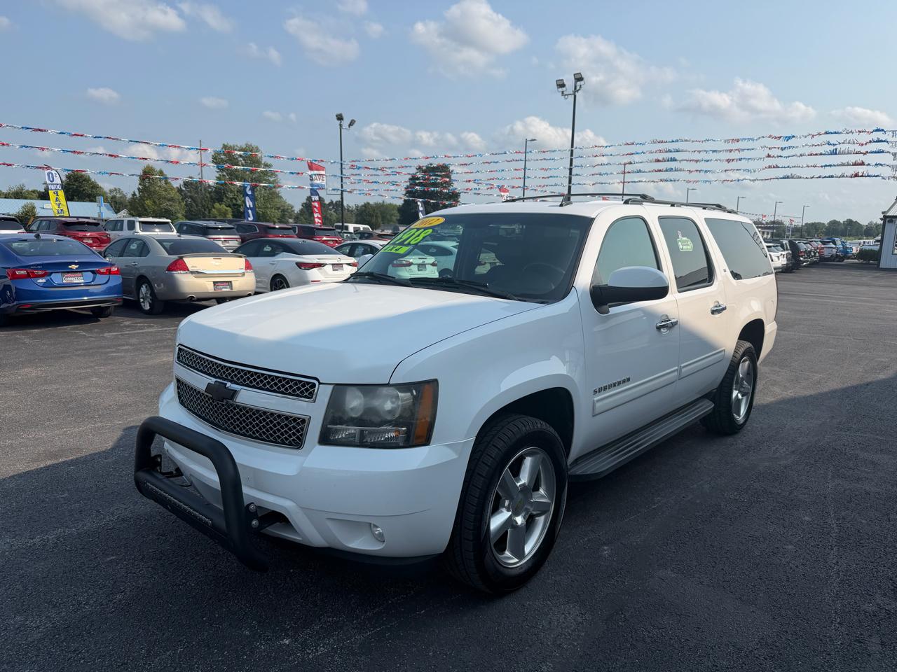 Chevrolet Suburban 4WD 4dr 1500 LT 2012