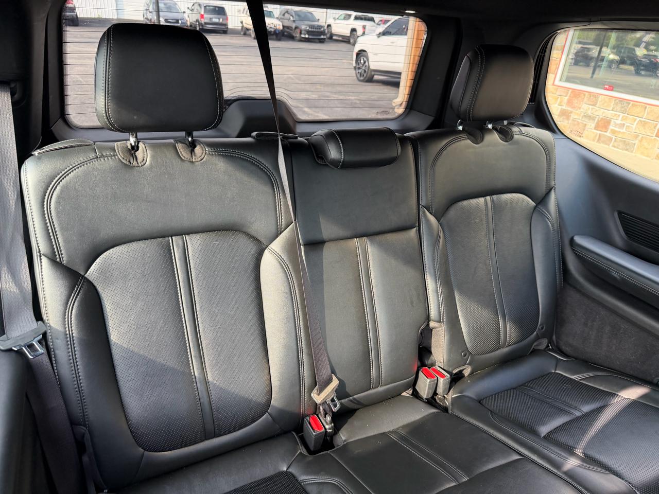 Jeep Grand Wagoneer 4x4 2023