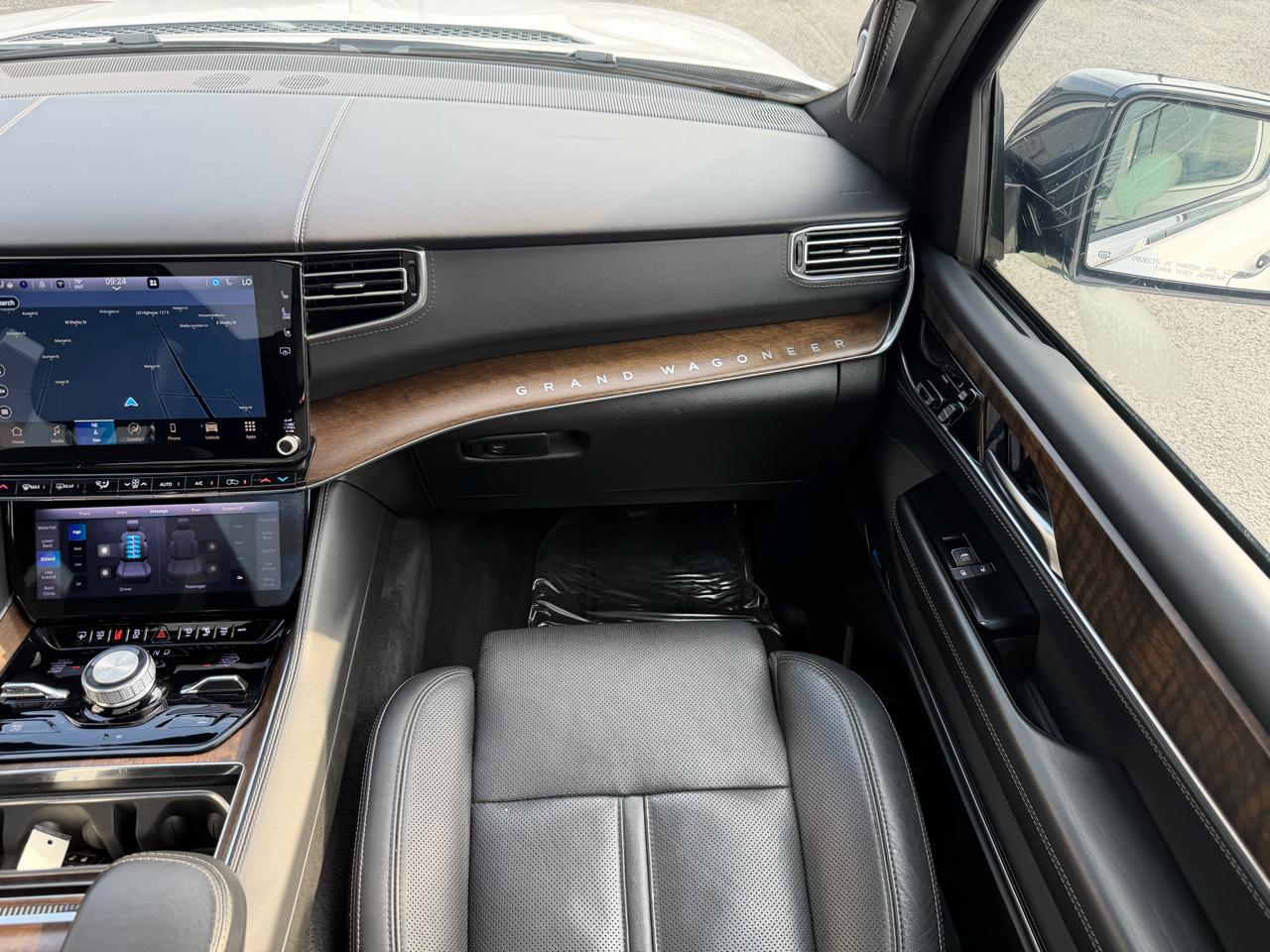 Jeep Grand Wagoneer 4x4 2023