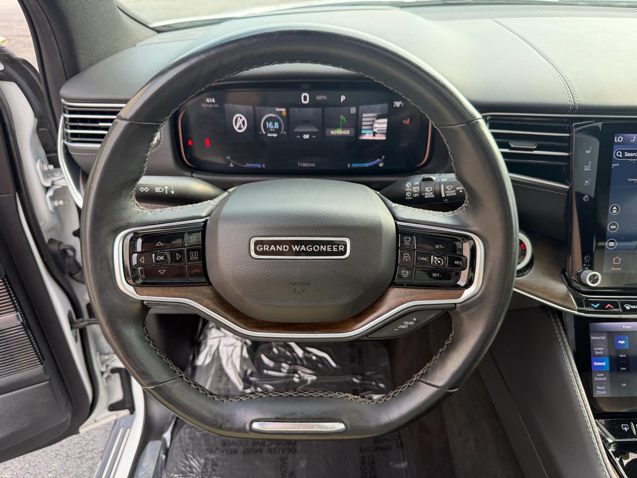 Jeep Grand Wagoneer 4x4 2023