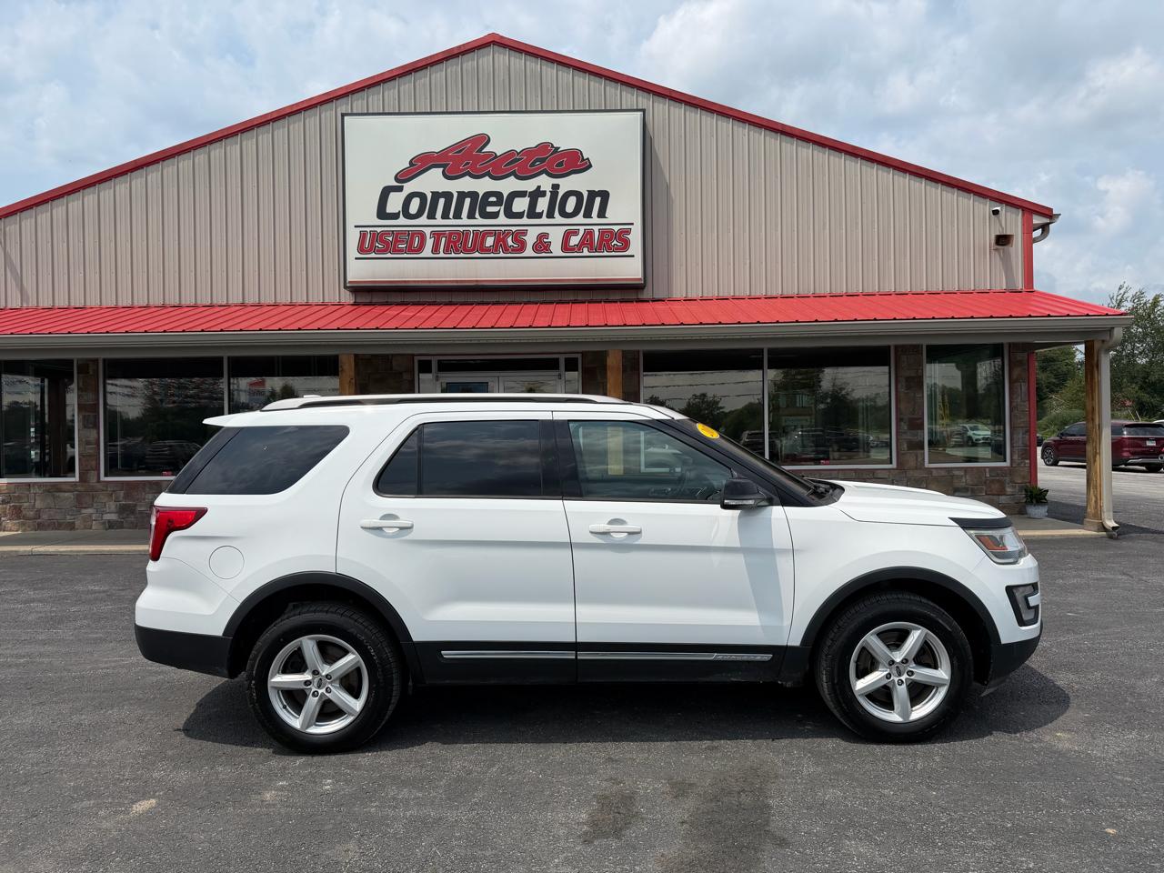 Ford Explorer XLT 4WD 2017