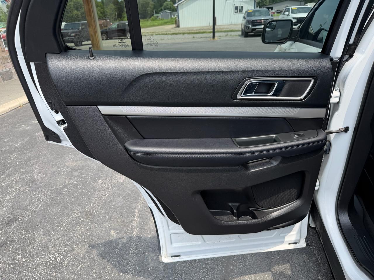 Ford Explorer XLT 4WD 2017
