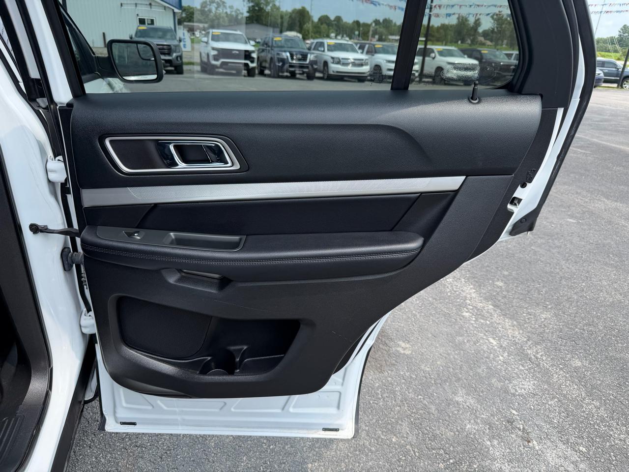 Ford Explorer XLT 4WD 2017