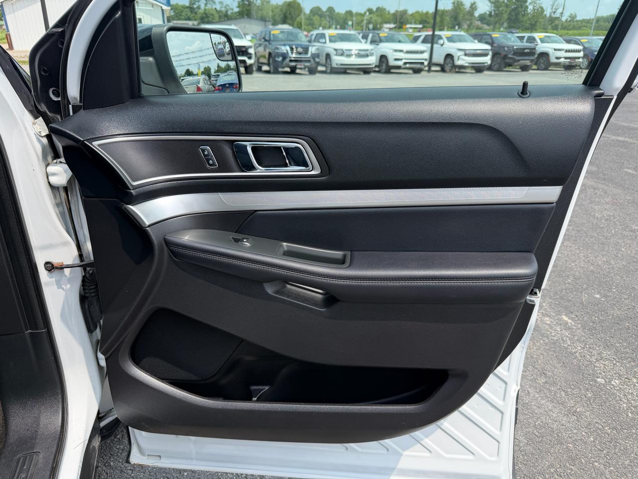 Ford Explorer XLT 4WD 2017