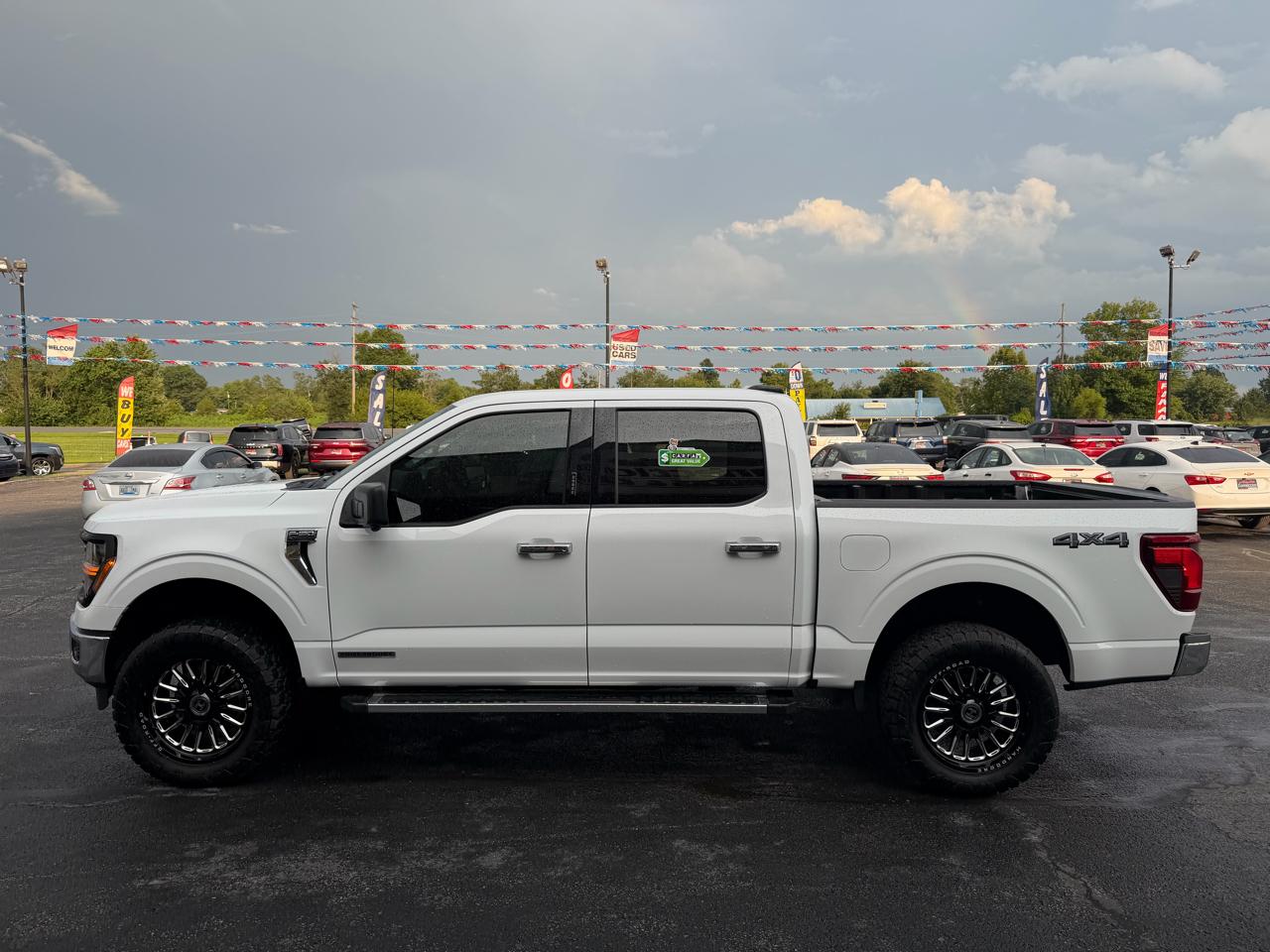 Ford F-150 4WD SuperCrew 150" XLT 2024