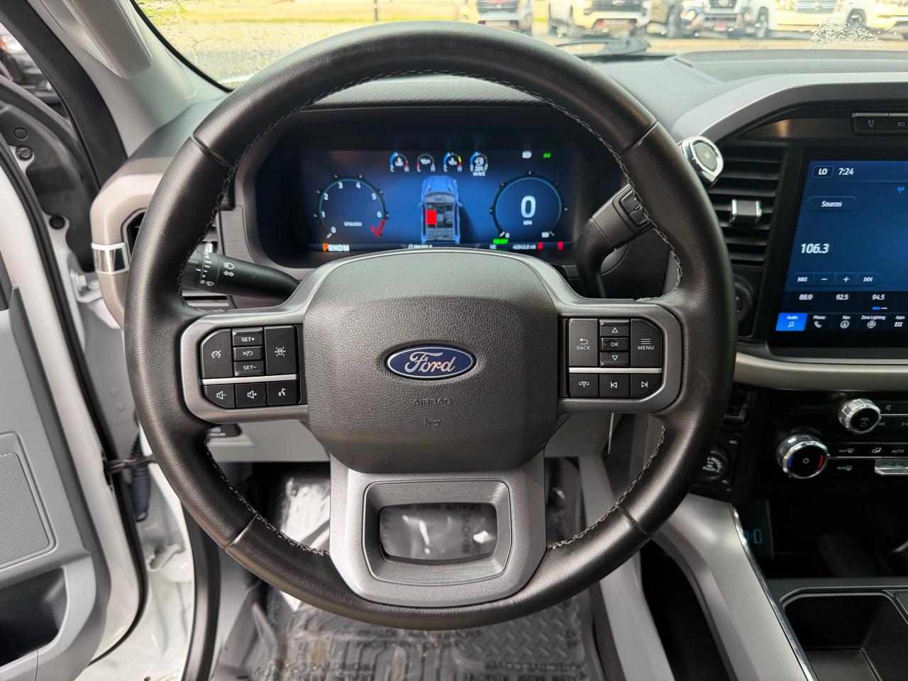 Ford F-150 4WD SuperCrew 150" XLT 2024