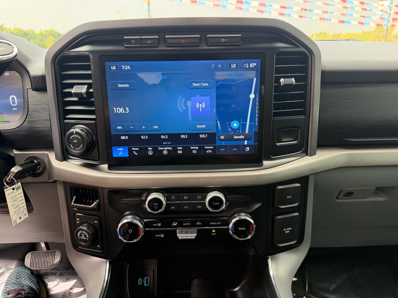 Ford F-150 4WD SuperCrew 150" XLT 2024