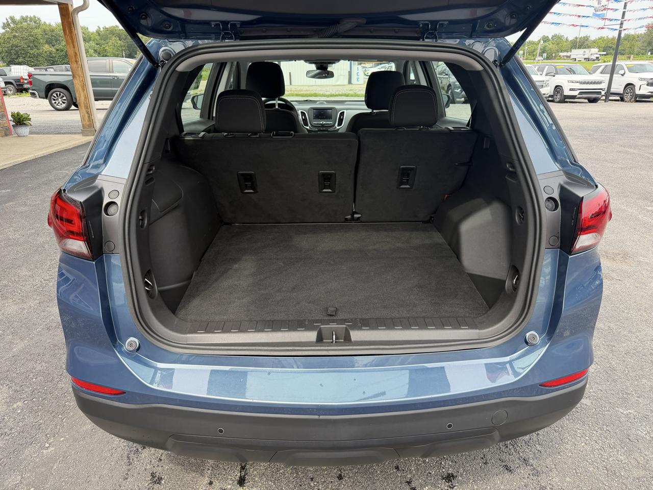 Chevrolet Equinox AWD 4dr LS w/1FL 2024