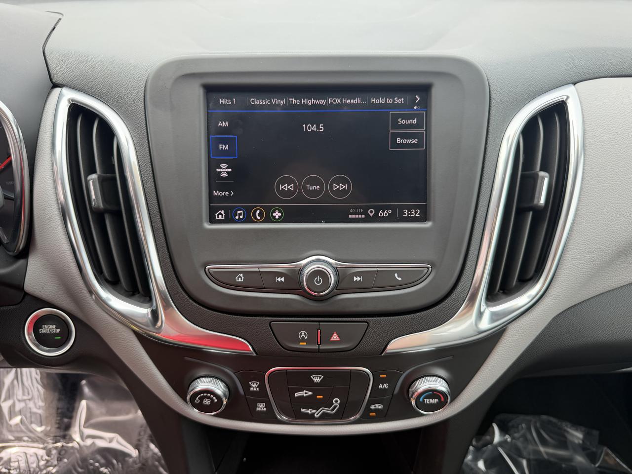 Chevrolet Equinox AWD 4dr LS w/1FL 2024