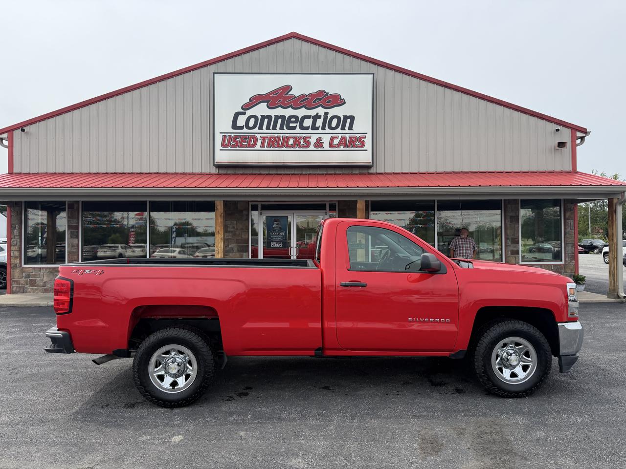 Chevrolet Silverado 1500 4WD Reg Cab 133.0" LS 2018