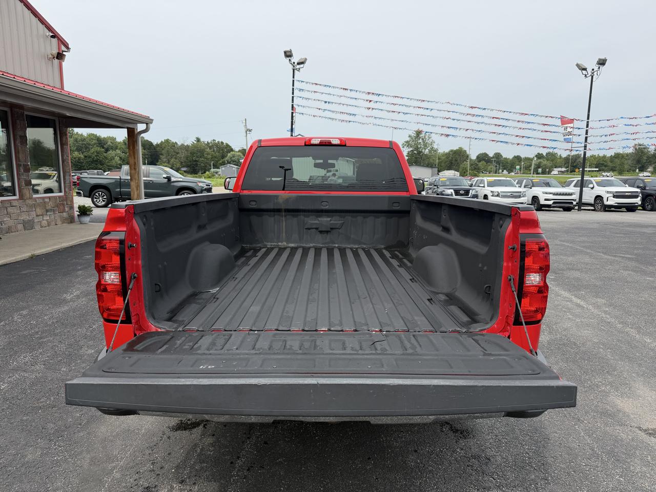 Chevrolet Silverado 1500 4WD Reg Cab 133.0" LS 2018
