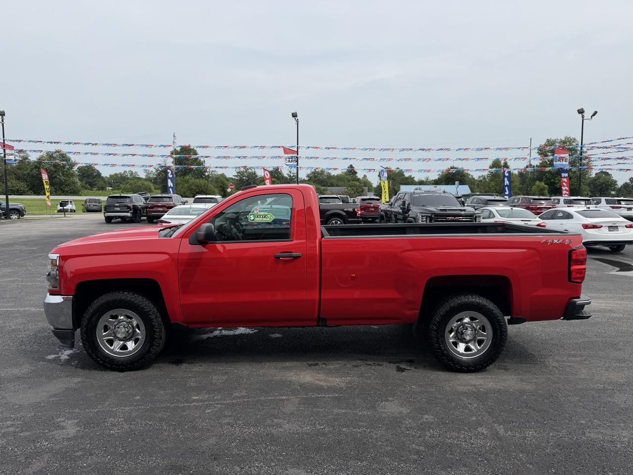 Chevrolet Silverado 1500 4WD Reg Cab 133.0" LS 2018