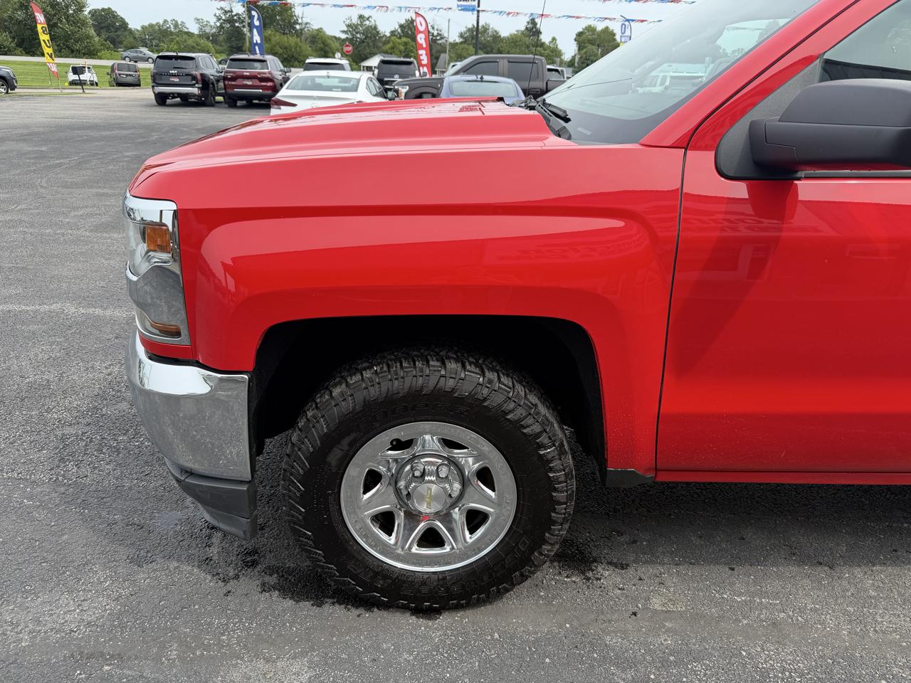 Chevrolet Silverado 1500 4WD Reg Cab 133.0" LS 2018