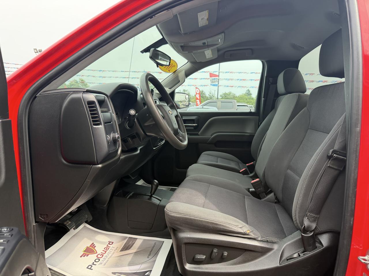 Chevrolet Silverado 1500 4WD Reg Cab 133.0" LS 2018