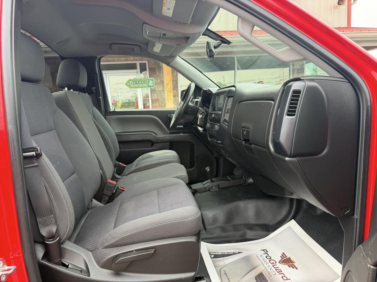 Chevrolet Silverado 1500 4WD Reg Cab 133.0" LS 2018