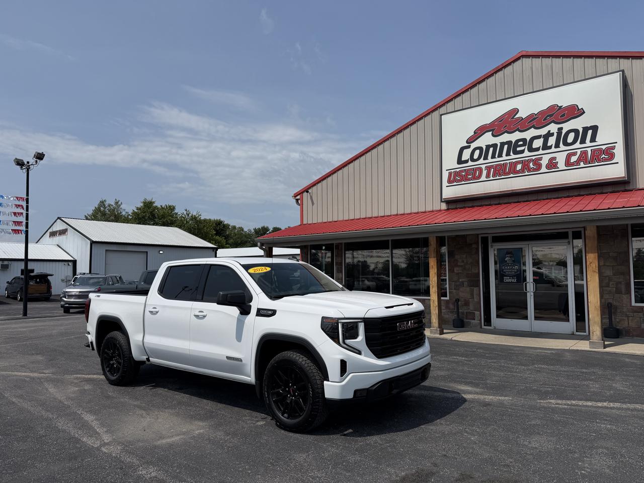 2024 GMC Sierra 1500 4WD Crew Cab 147" Elevation w/3SB