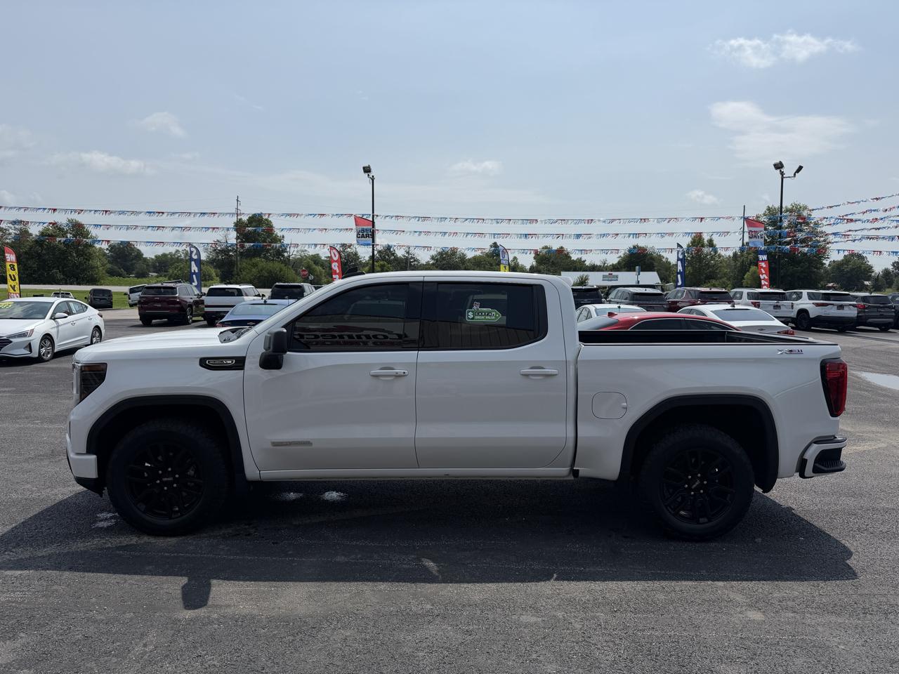 GMC Sierra 1500 4WD Crew Cab 147" Elevation w/3SB 2024