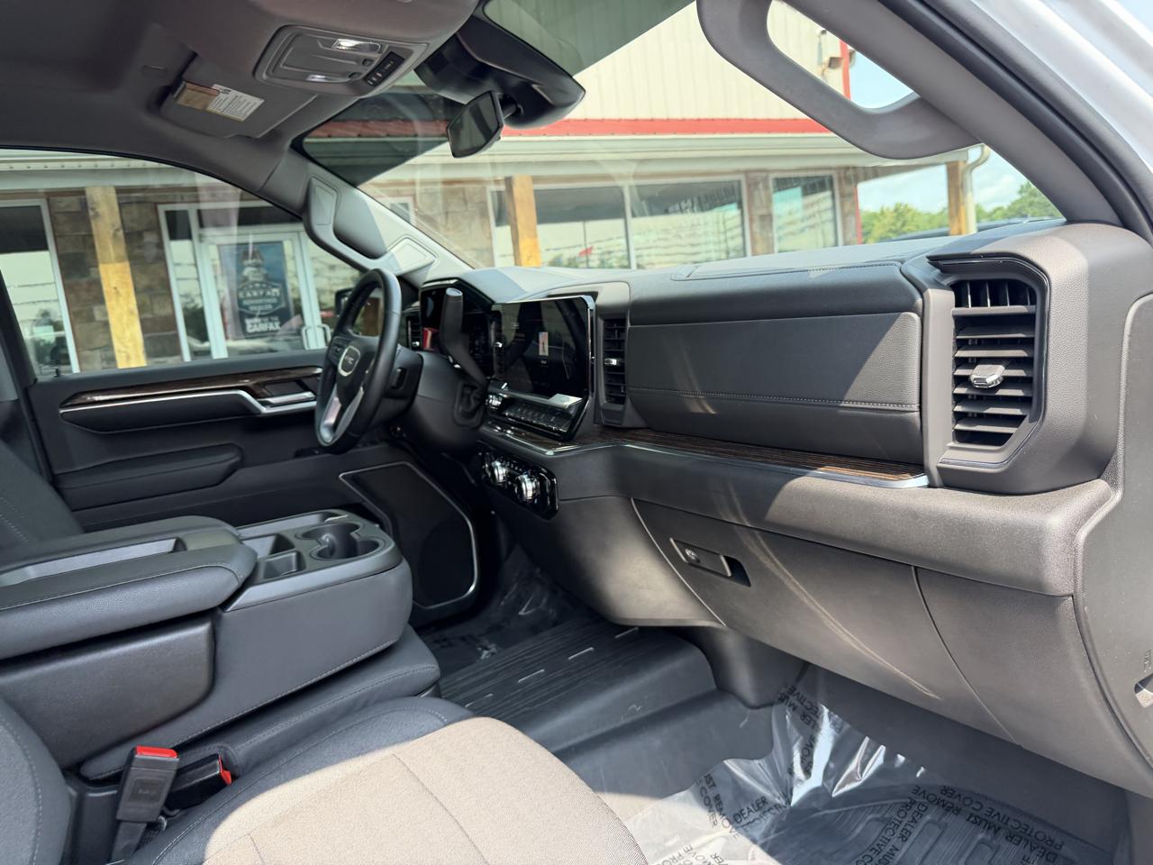 GMC Sierra 1500 4WD Crew Cab 147" Elevation w/3SB 2024