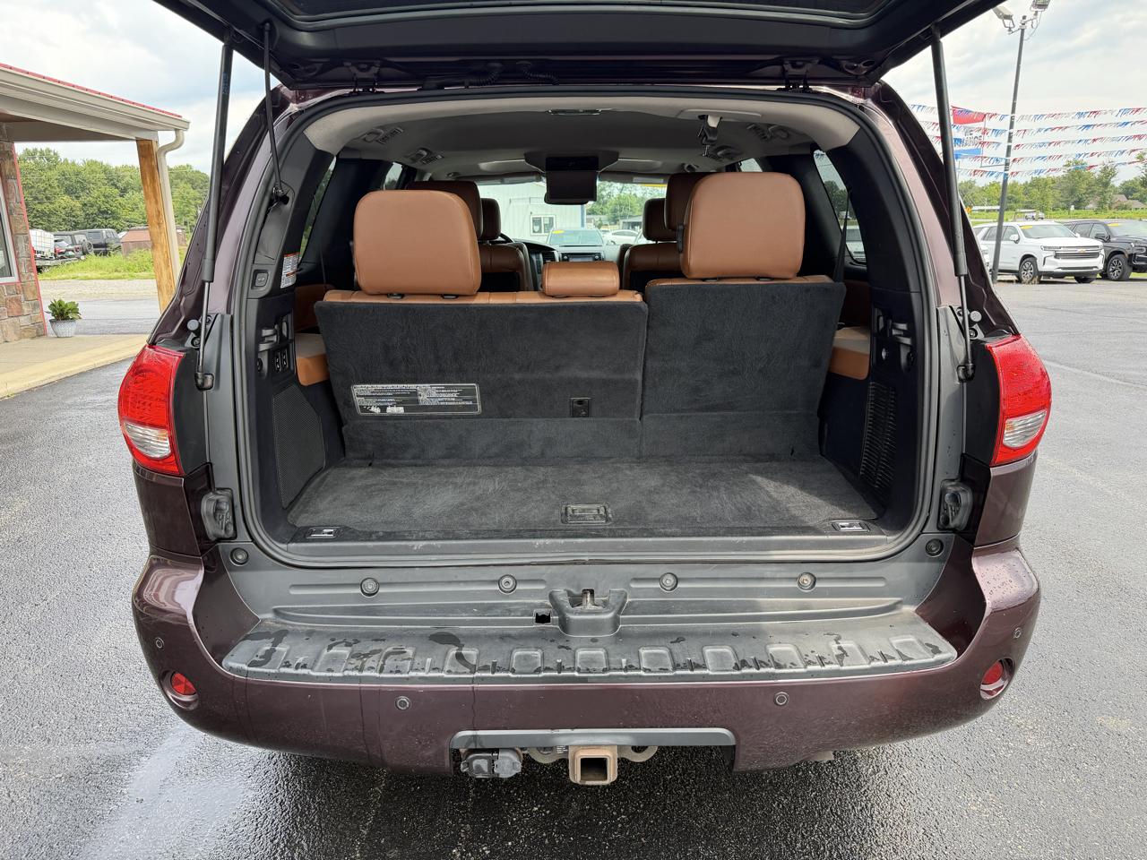Toyota Sequoia 4WD 5.7L FFV Platinum (Natl) 2014