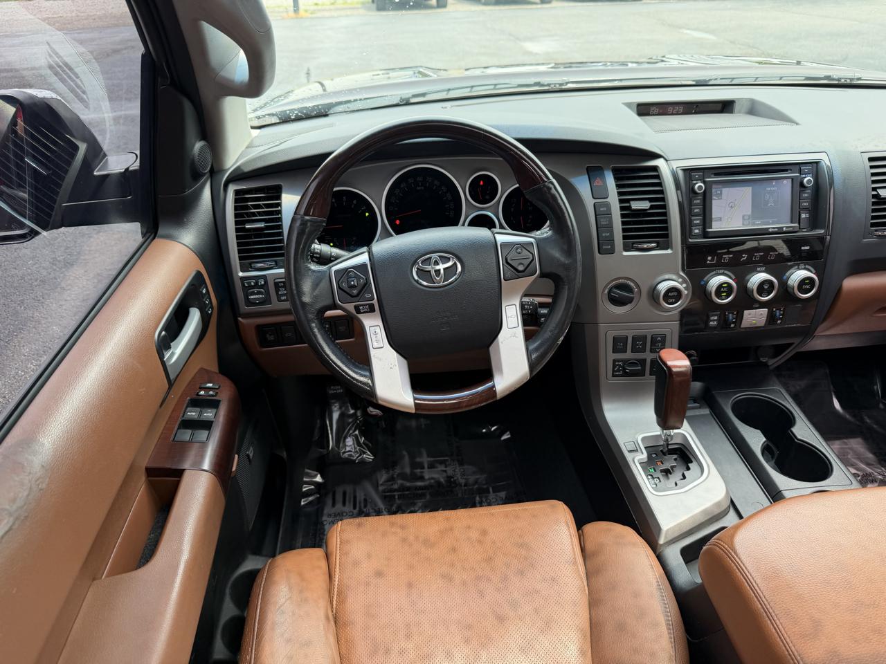 Toyota Sequoia 4WD 5.7L FFV Platinum (Natl) 2014