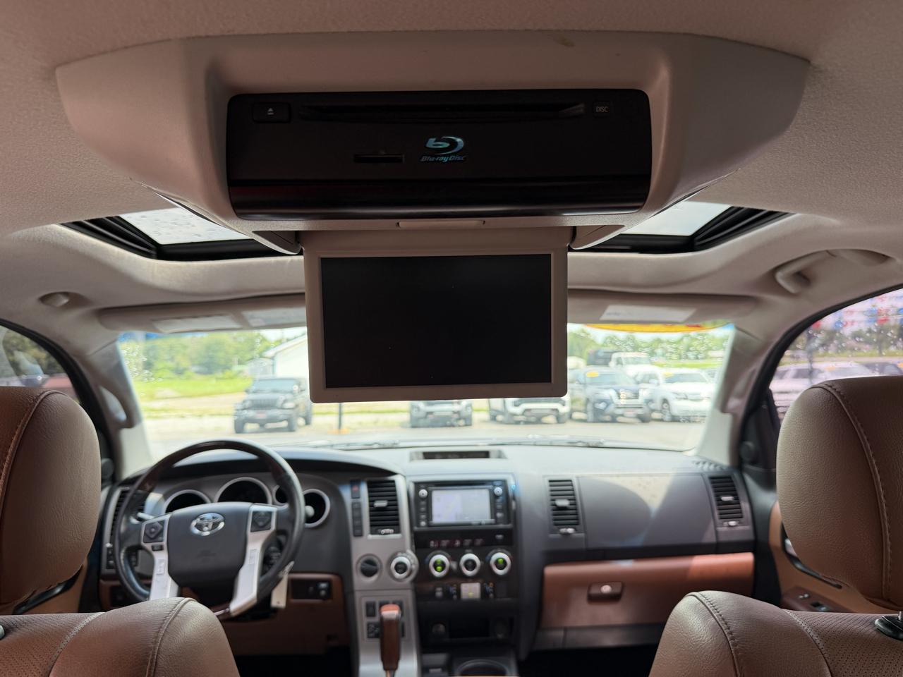 Toyota Sequoia 4WD 5.7L FFV Platinum (Natl) 2014