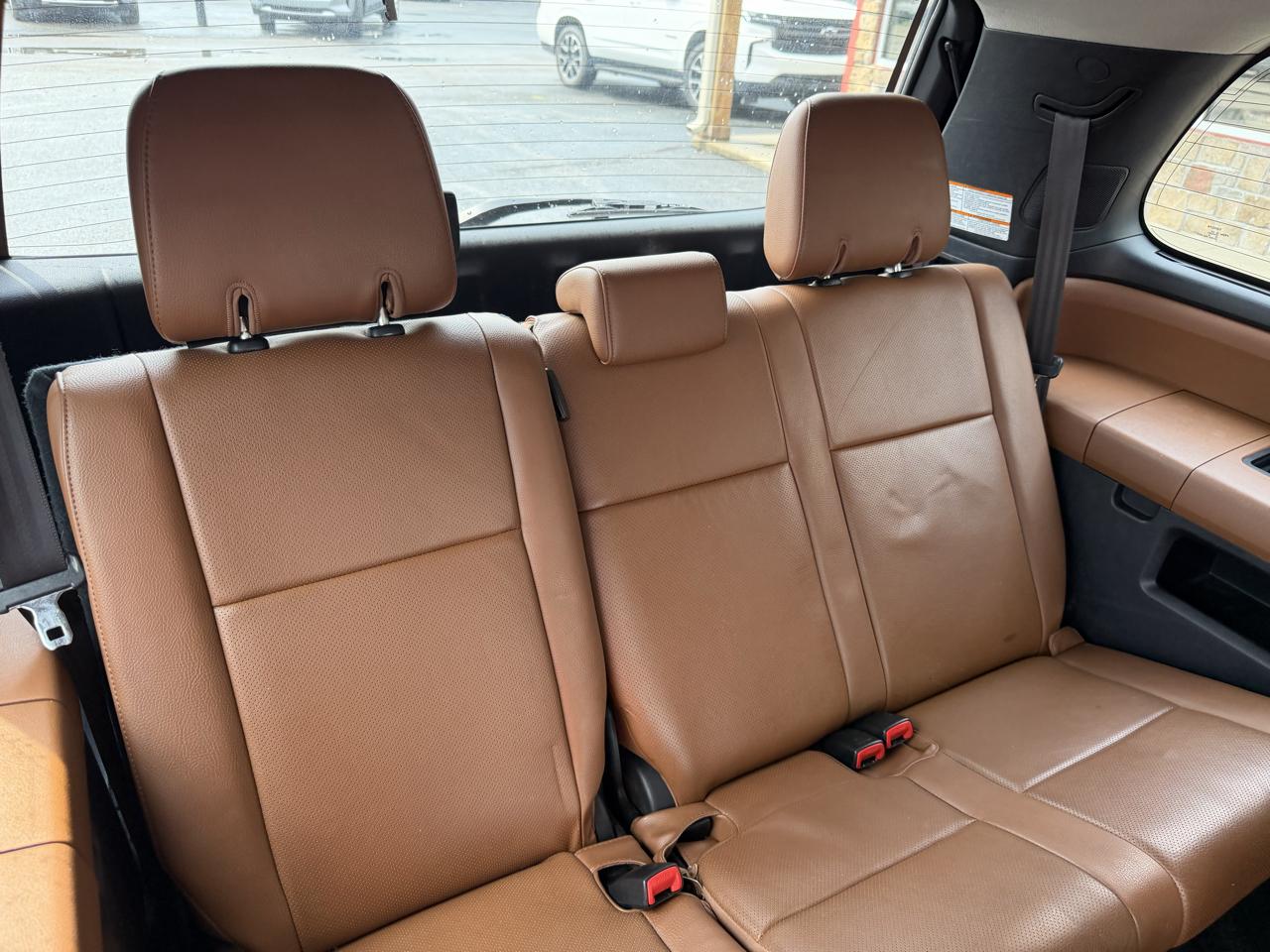 Toyota Sequoia 4WD 5.7L FFV Platinum (Natl) 2014