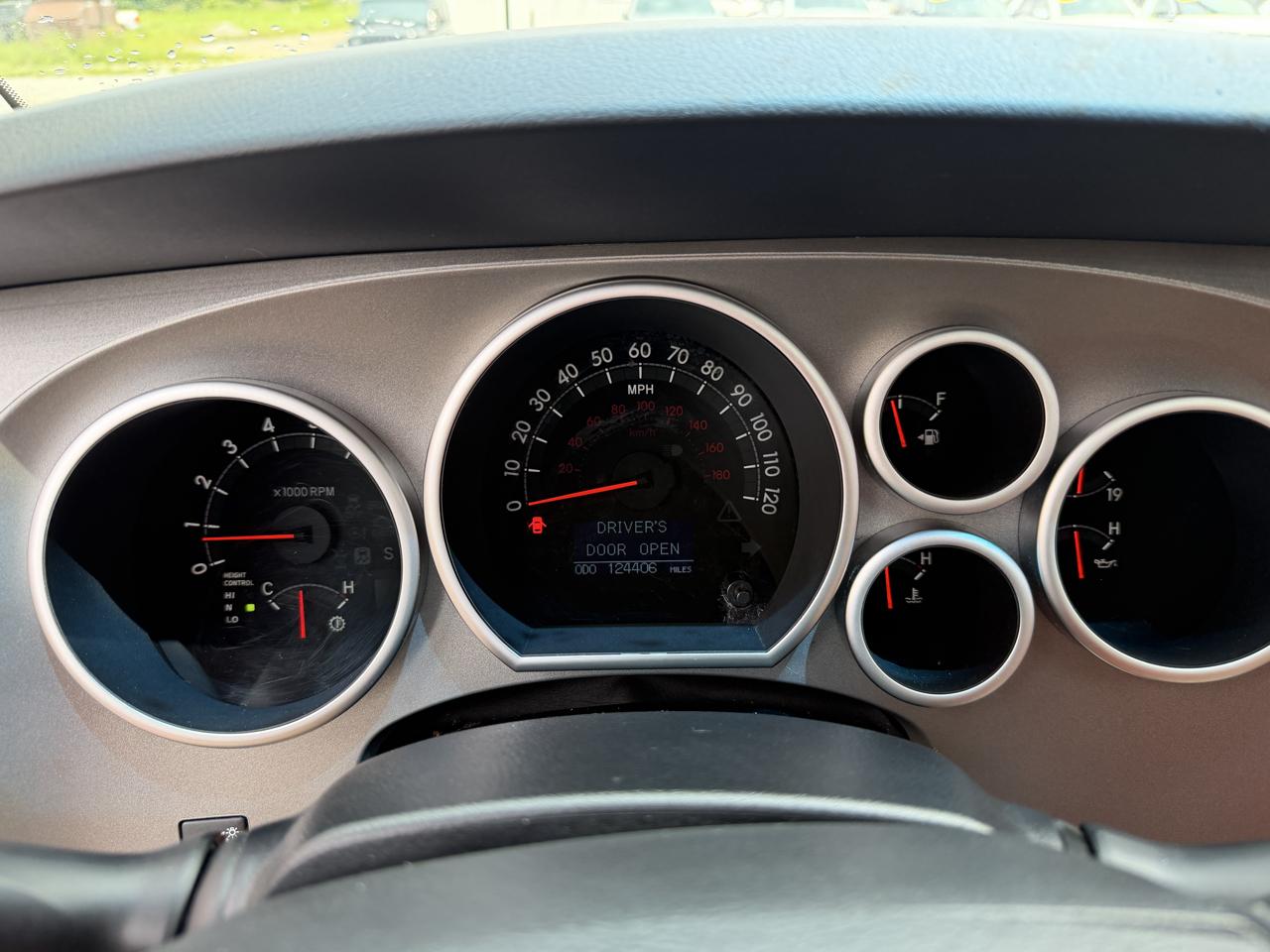 Toyota Sequoia 4WD 5.7L FFV Platinum (Natl) 2014