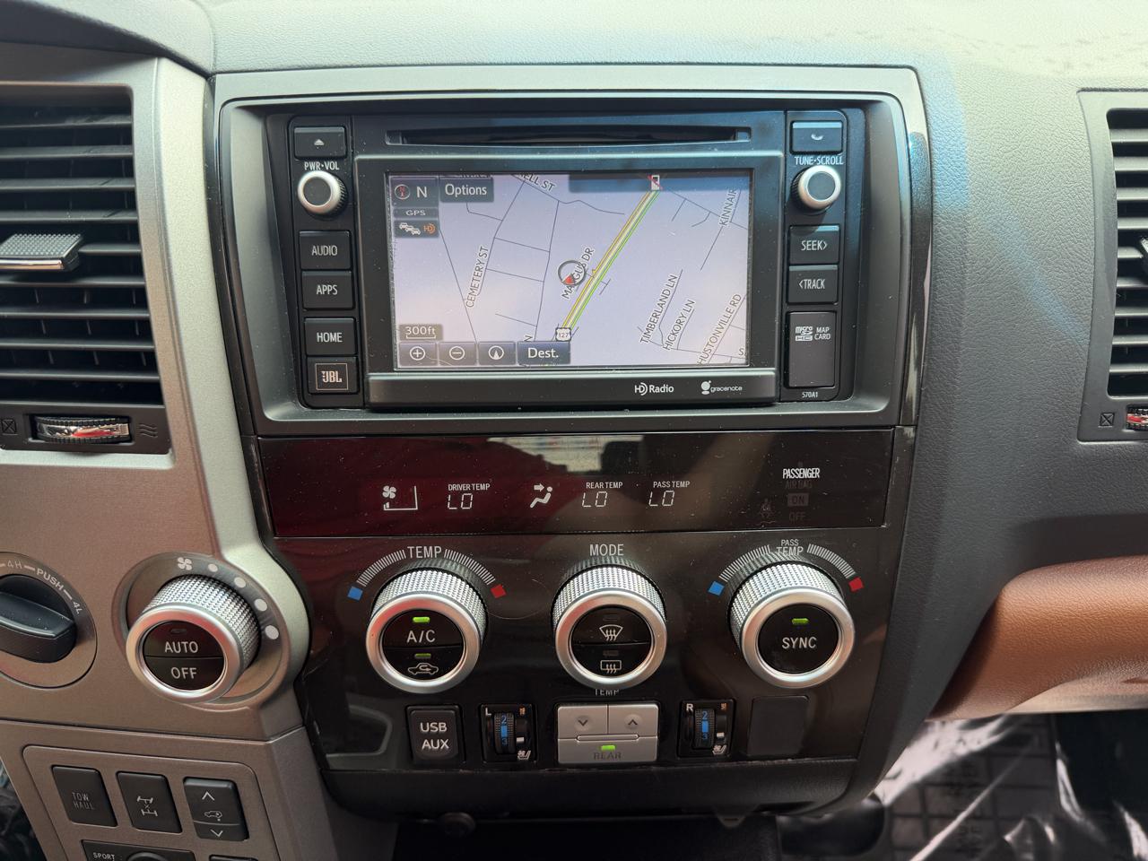 Toyota Sequoia 4WD 5.7L FFV Platinum (Natl) 2014