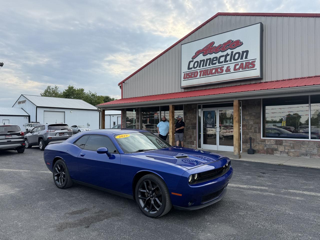 2019 Dodge Challenger SXT RWD
