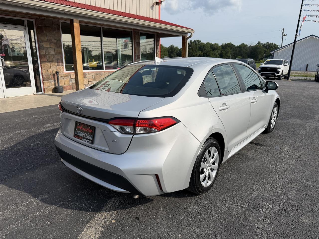 Toyota Corolla LE CVT (Natl) 2021