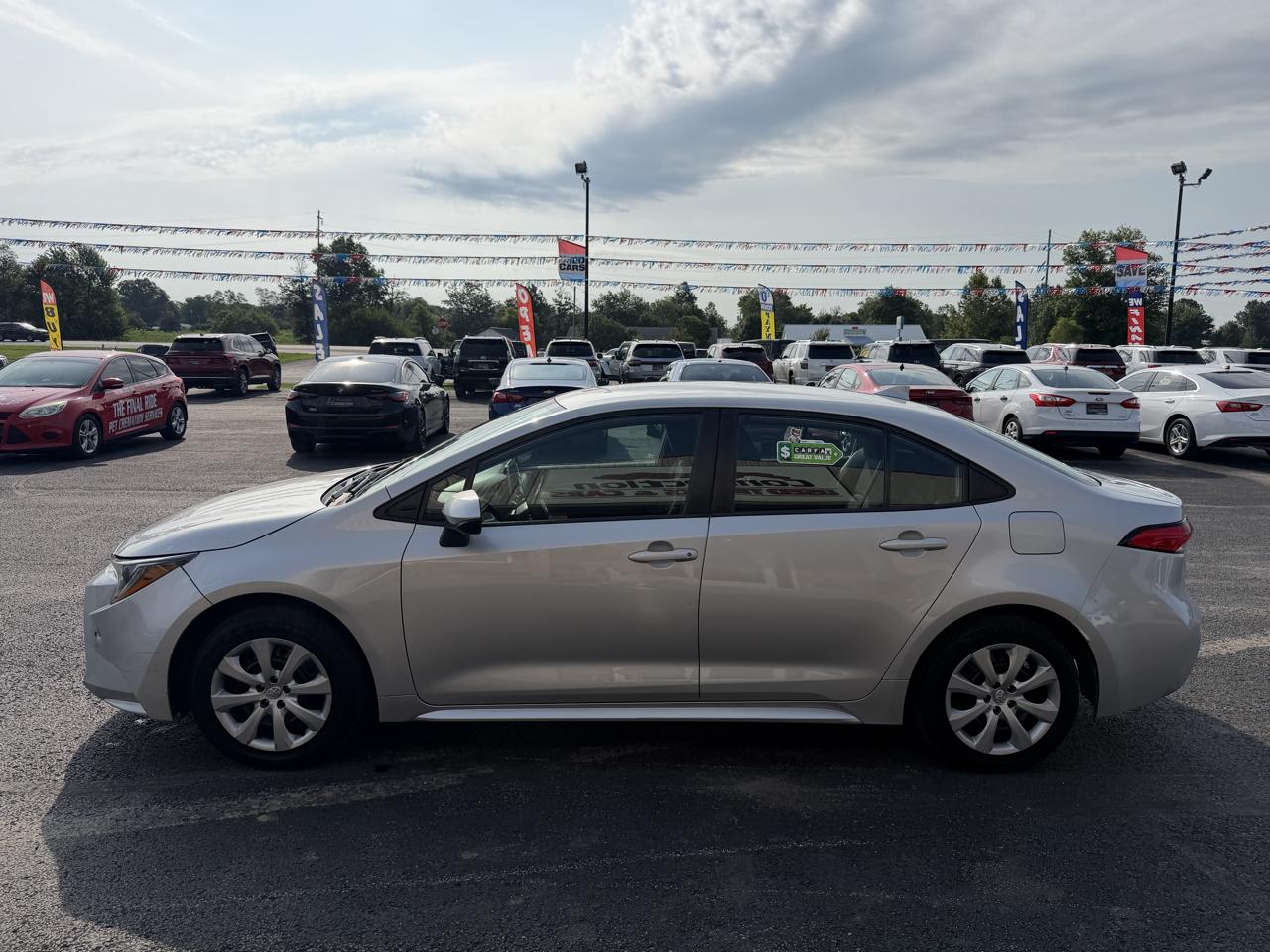 Toyota Corolla LE CVT (Natl) 2021