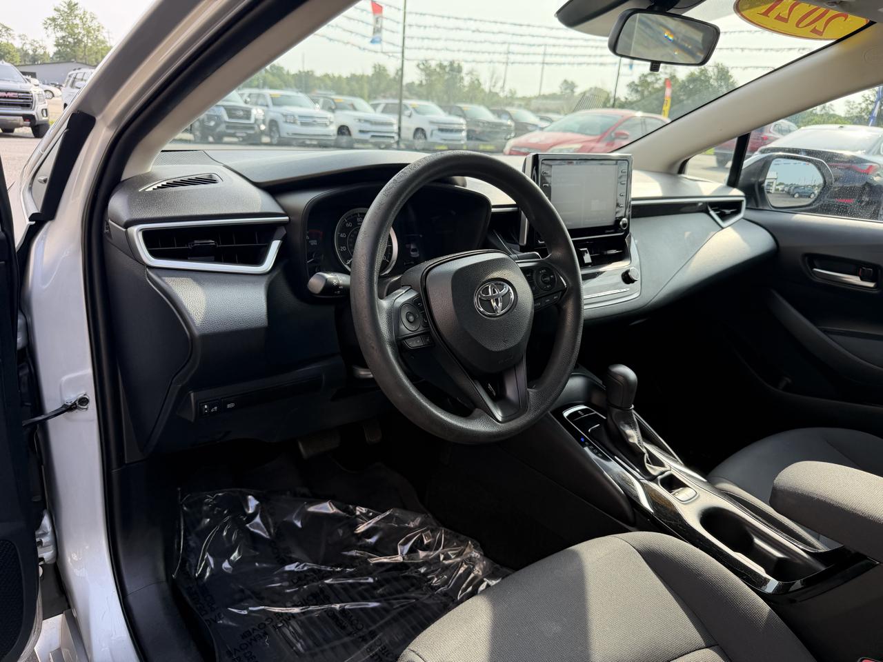 Toyota Corolla LE CVT (Natl) 2021