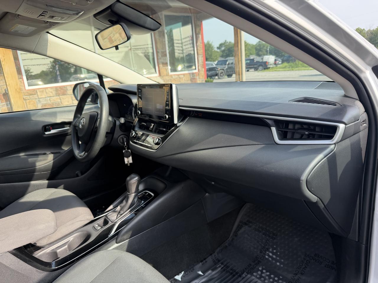 Toyota Corolla LE CVT (Natl) 2021
