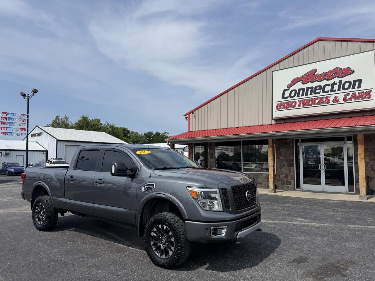 2017 Nissan Titan XD 4x4 Diesel Crew Cab PRO-4X