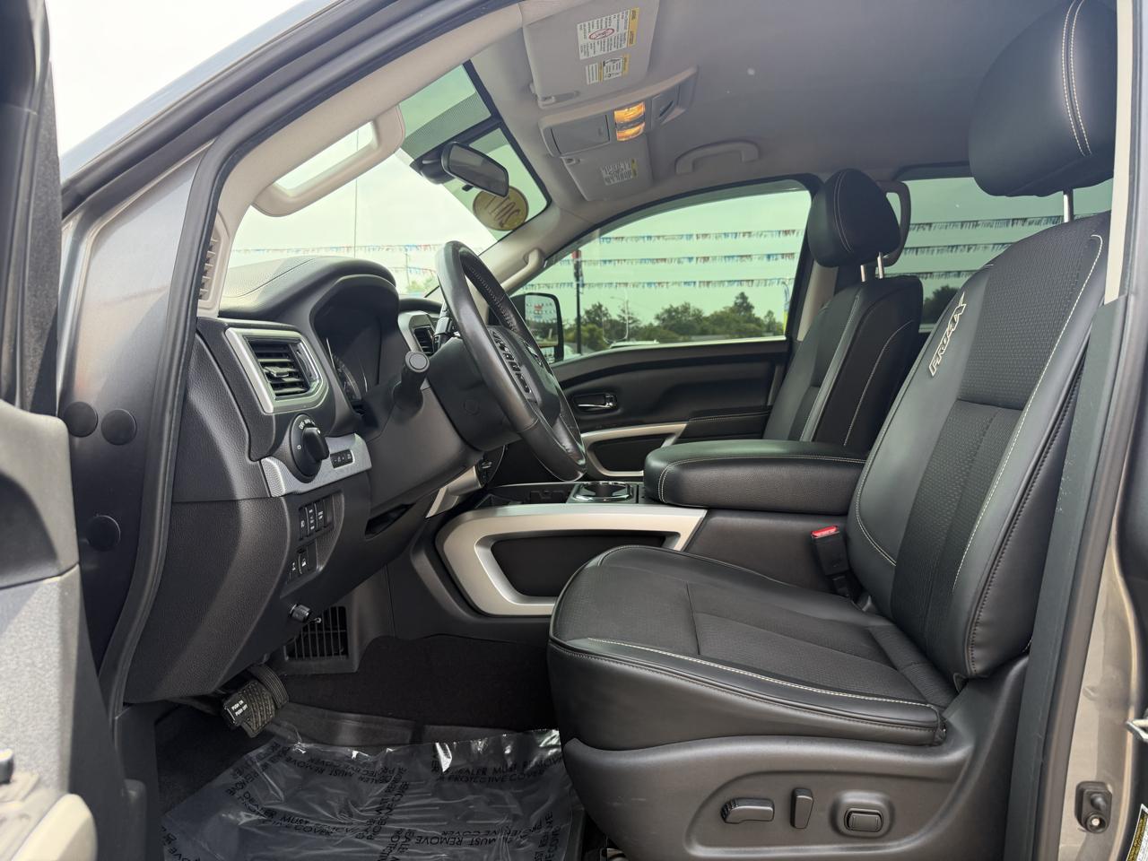 Nissan Titan XD 4x4 Diesel Crew Cab PRO-4X 2017