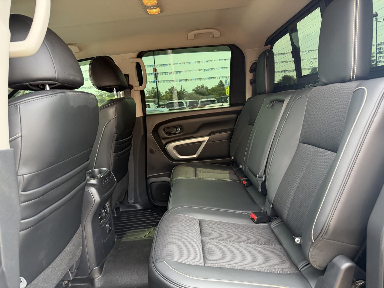 Nissan Titan XD 4x4 Diesel Crew Cab PRO-4X 2017
