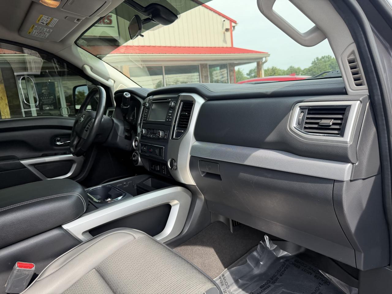 Nissan Titan XD 4x4 Diesel Crew Cab PRO-4X 2017