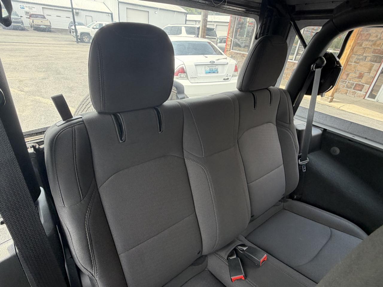 Jeep Wrangler Sport 4x4 2022