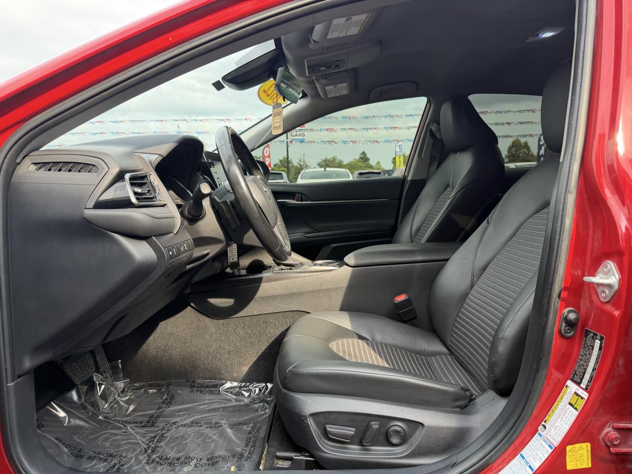 Toyota Camry SE Auto AWD (Natl) 2022