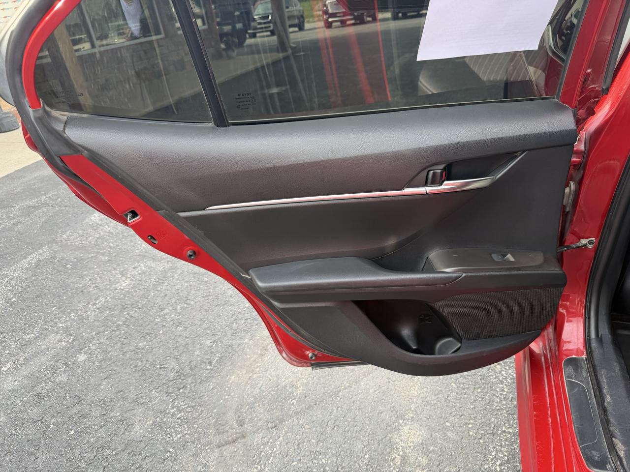 Toyota Camry SE Auto AWD (Natl) 2022
