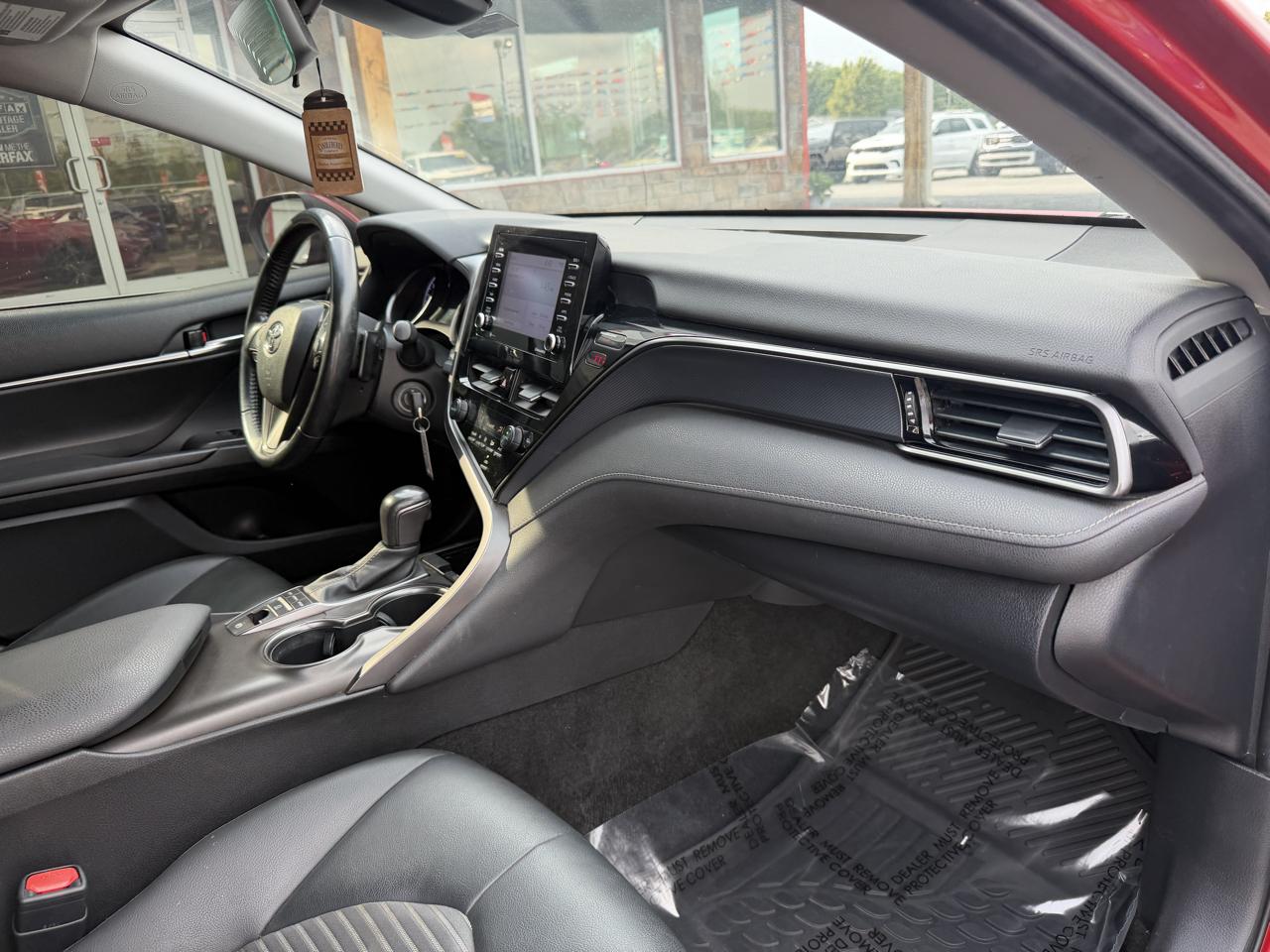 Toyota Camry SE Auto AWD (Natl) 2022
