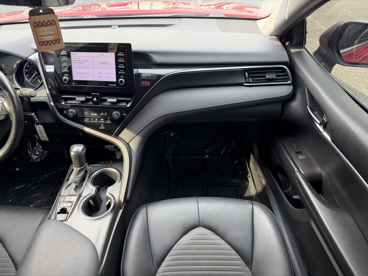 Toyota Camry SE Auto AWD (Natl) 2022