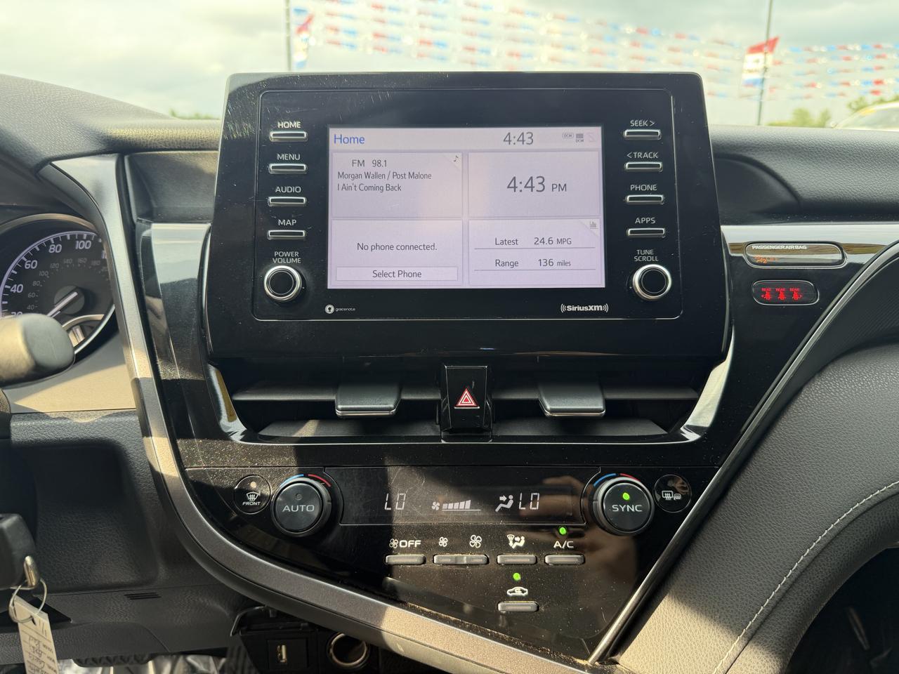 Toyota Camry SE Auto AWD (Natl) 2022
