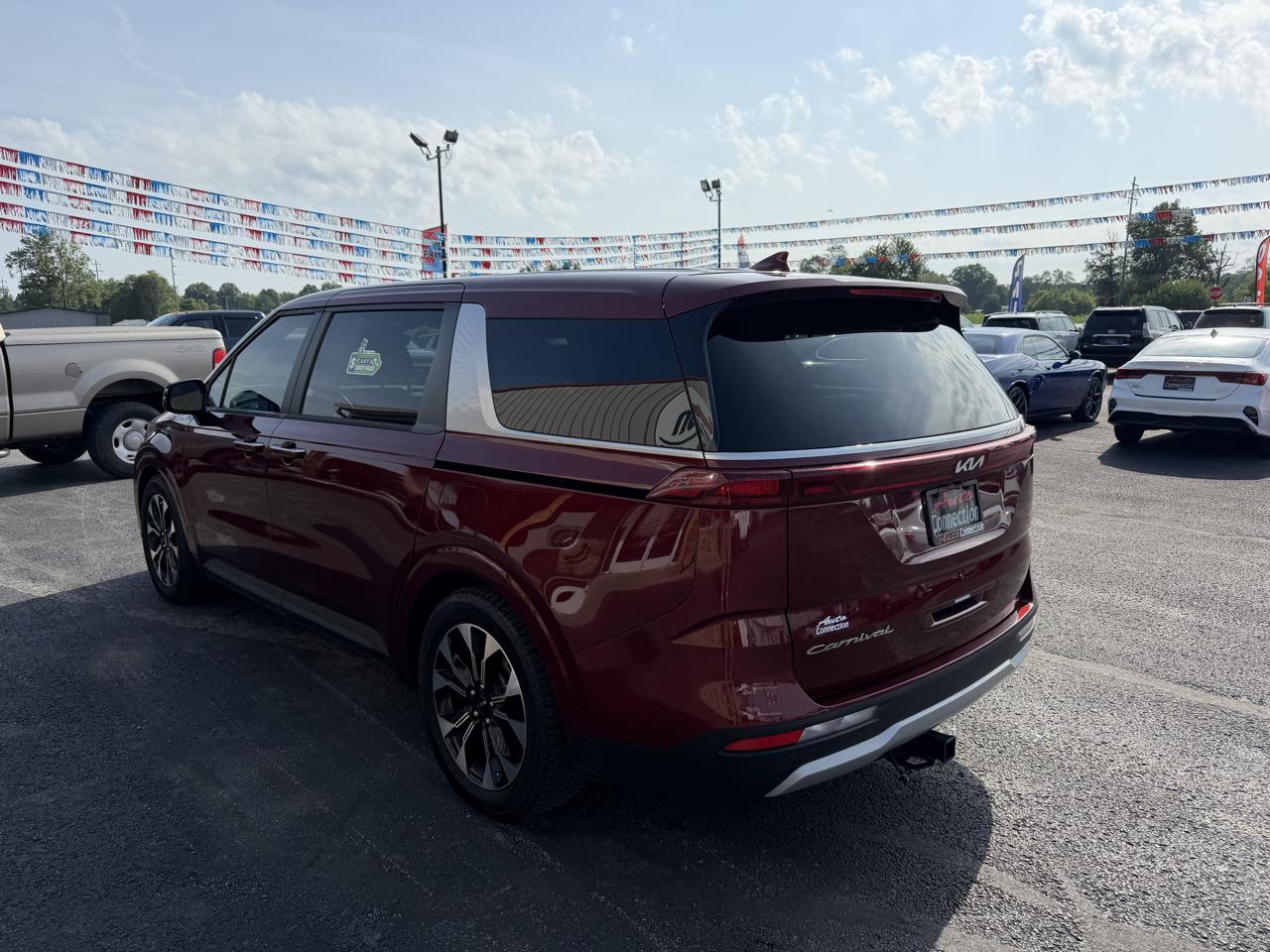 Kia Carnival EX FWD 2022