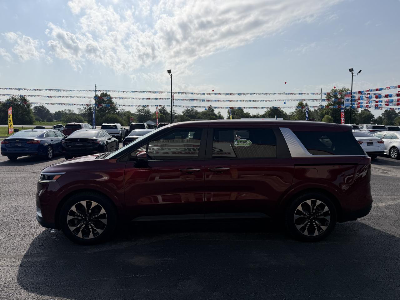 Kia Carnival EX FWD 2022