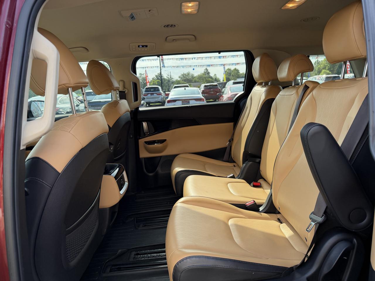 Kia Carnival EX FWD 2022