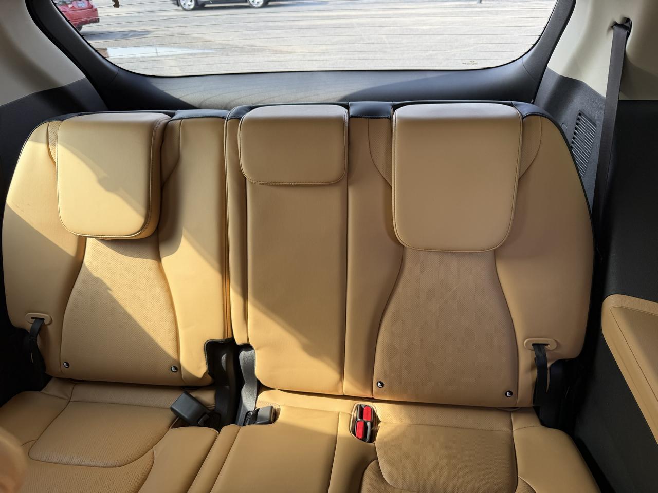Kia Carnival EX FWD 2022
