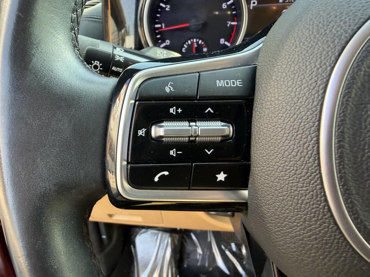 Kia Carnival EX FWD 2022