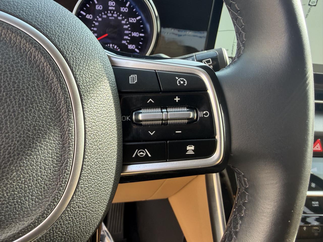 Kia Carnival EX FWD 2022